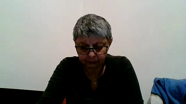 roseblak42 online show from February 26, 6:18 pm