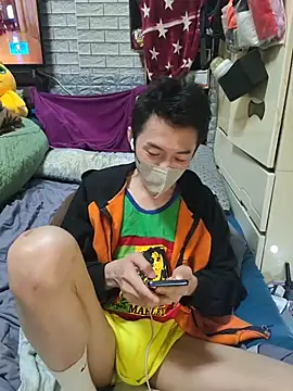 JJjing online show from March 11, 6:32 pm