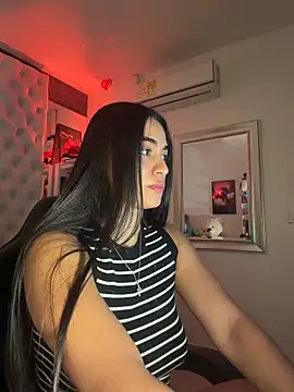 ZarahEvans online show from March 14, 5:25 pm