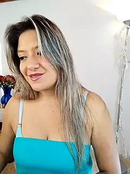 valeriahunter1 online show from May 7, 10:57 pm