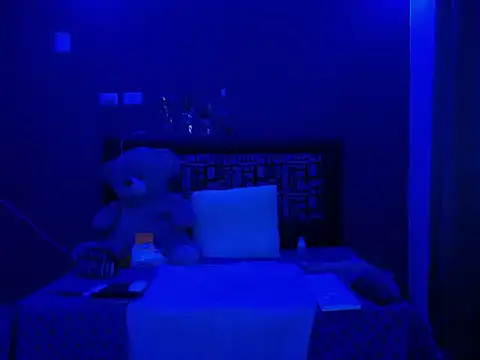 karolhot916 online show from March 5, 12:06 am