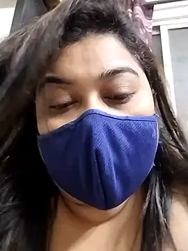 indianlisa5 online show from April 10, 9:21 pm