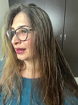 adara lennox online show from August 6, 9:11 pm