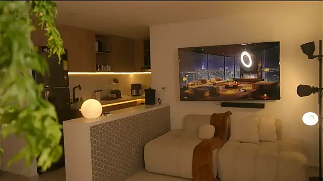 Ms Sammy online show from March 8, 5:00 am