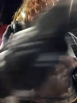 Exhibitionsplit online show from February 6, 10:57 pm