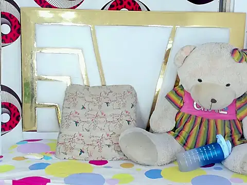 DayanaWood online show from January 14, 2:22 pm