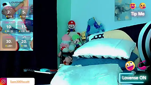 Liamscott  online show from November 9, 1:33 am