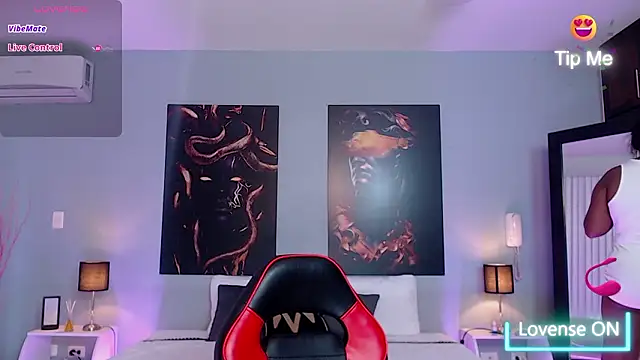 JasmineCampbell  online show from March 25, 1:47 pm