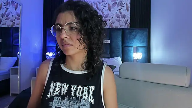 Amareto  online show from February 5, 3:15 pm