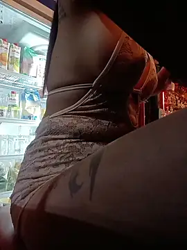 BonnieClydeCam online show from March 11, 3:25 pm