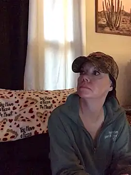 SidneyRaee online show from February 19, 7:24 pm