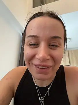 vixennn online show from January 19, 2:24 pm