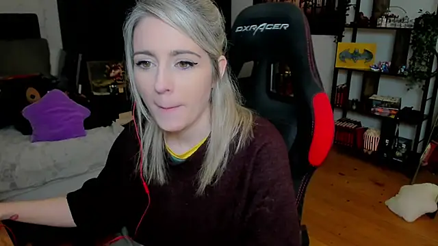 Lisaonthemoon online show from March 14, 7:48 pm