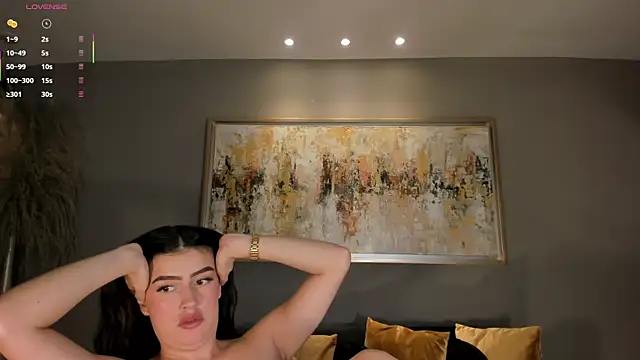 PaulinaSantos  online show from April 18, 8:20 pm