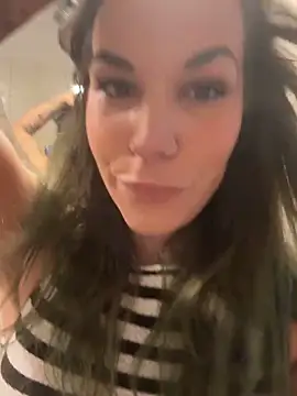 Lady Knaller online show from February 20, 8:42 pm