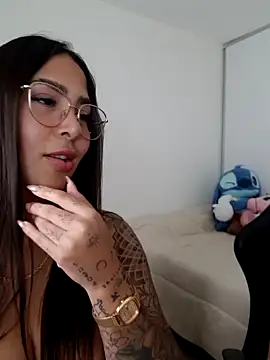 Shura xxxBig online show from March 12, 6:10 pm