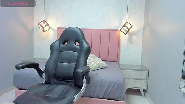 chelsyquinn online show from March 7, 4:41 am