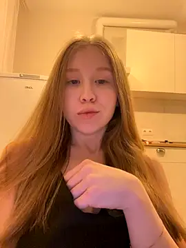 Eva Weyne online show from November 30, 8:46 pm