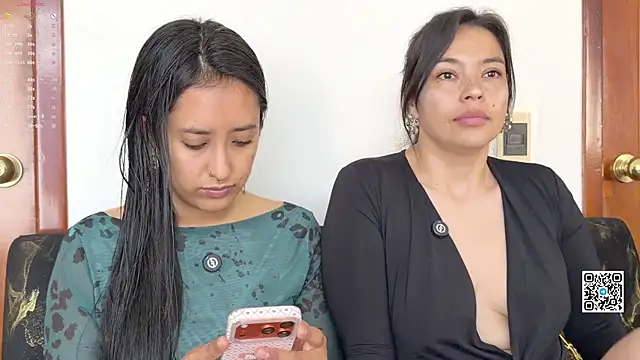 2SummerLove1 online show from April 6, 2:29 pm