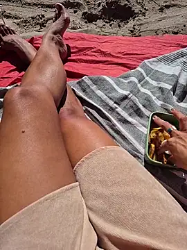 SexyErola27 online show from April 3, 9:18 am