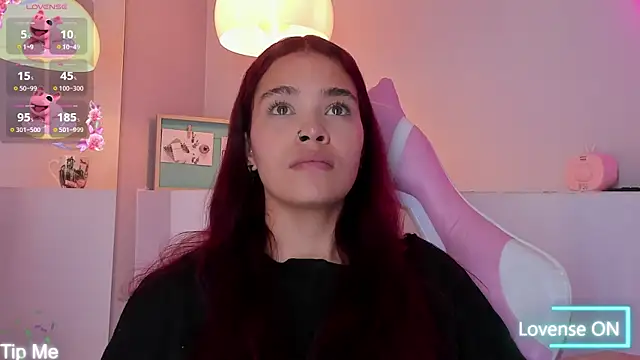 violeth hill online show from January 5, 8:01 pm