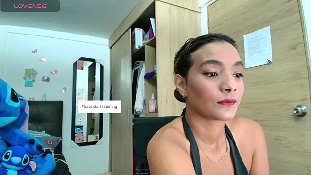 megan collins96 online show from April 4, 11:14 pm