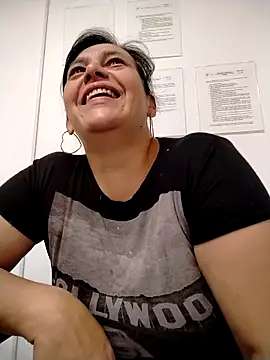 Natasha miilf online show from March 26, 1:35 pm