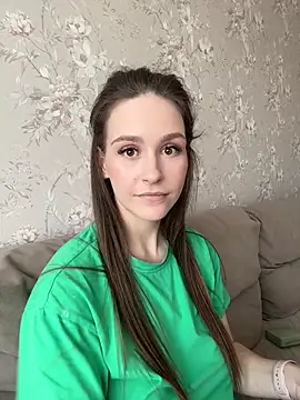 DakotaGercy online show from March 31, 8:36 am