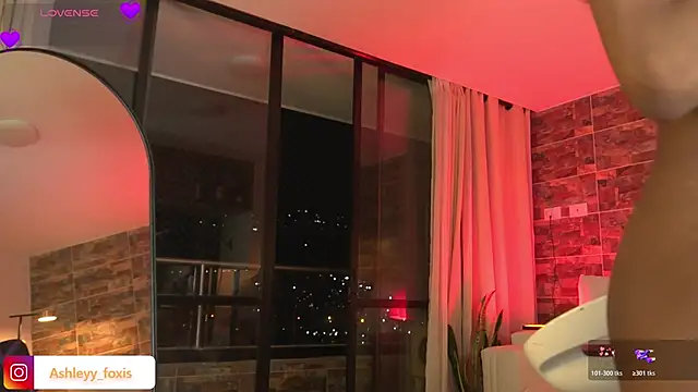 Ashleey Fox online show from March 6, 3:56 am