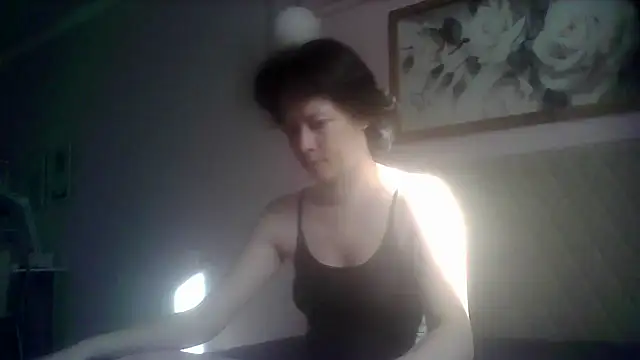 SunElizabeth online show from July 7, 3:20 am