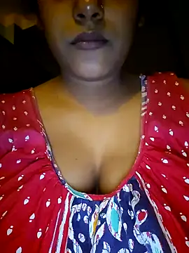 sexyindi couple online show from December 18, 2:22 pm