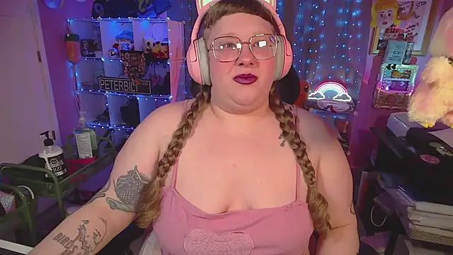 FatVeronica online show from March 17, 12:20 pm