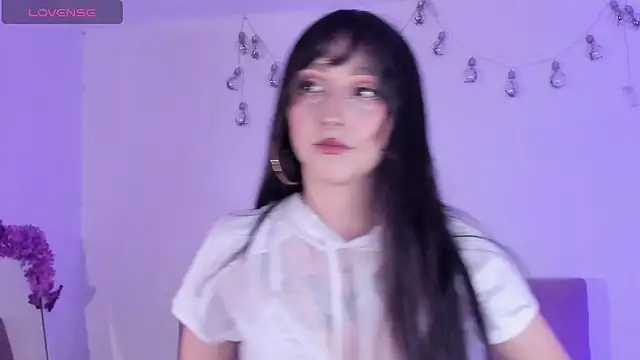 v1cky  online show from March 15, 9:50 pm