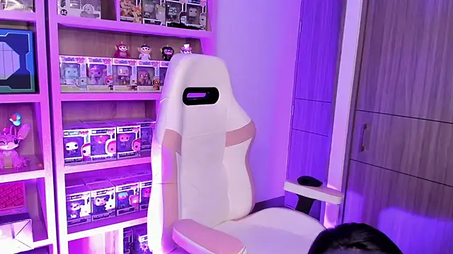 Victoria se online show from April 4, 5:50 am