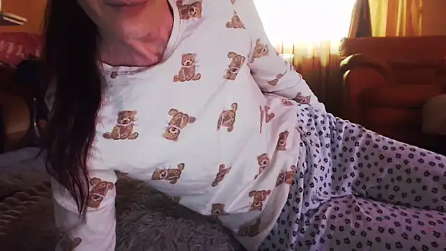LovelyAndraGirl online show from August 1, 8:27 am