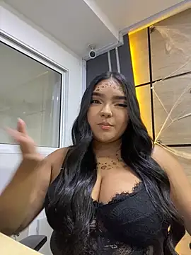 little lissiee online show from November 1, 12:04 am