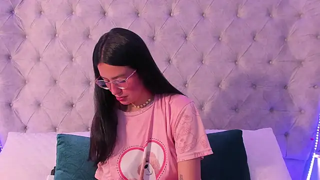 dafne bss online show from March 22, 8:20 am