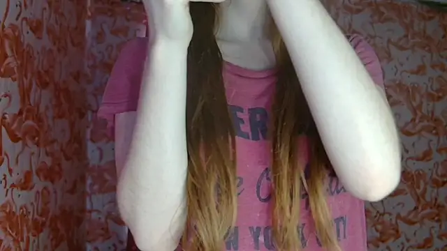 strawberrysmoothie online show from April 5, 9:47 pm