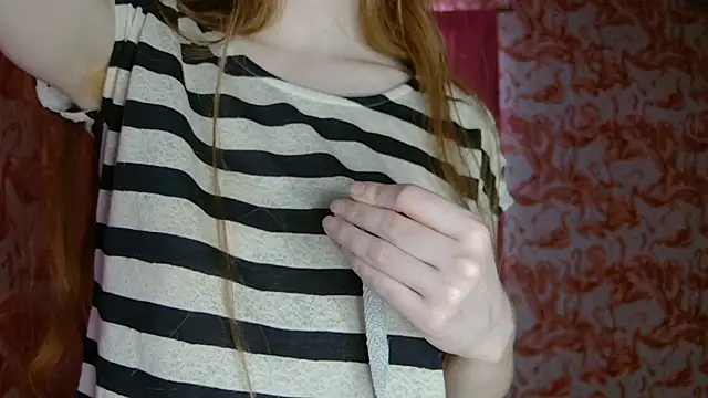 strawberrysmoothie online show from March 22, 9:10 pm