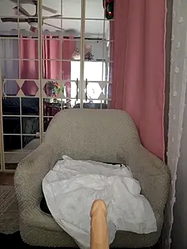 Ina HotX online show from April 2, 4:26 pm