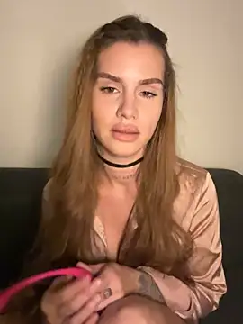 EmiliaCatalina online show from March 29, 12:09 am