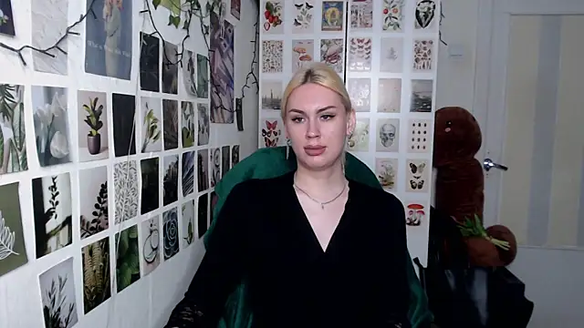 CapriScorpion online show from April 6, 4:30 pm