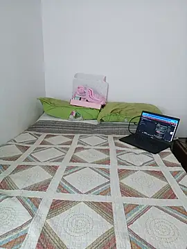 RachellGraham online show from July 12, 4:08 pm