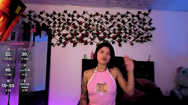 Alaia Asuka online show from April 11, 2:39 am