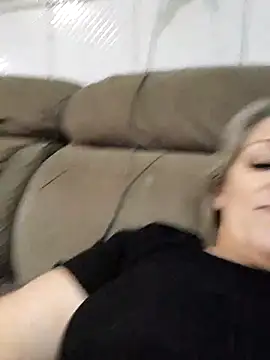 marcialoira online show from November 5, 10:48 pm