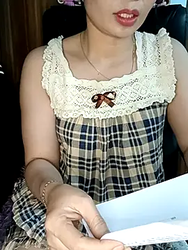 Blythe 69 online show from March 14, 11:39 pm