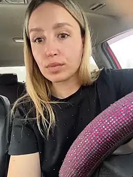 StasyWood online show from April 11, 6:30 am