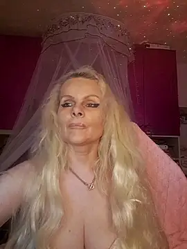 Angeldevilus online show from June 18, 12:12 am