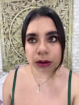 ThaniaJones online show from March 24, 11:48 am