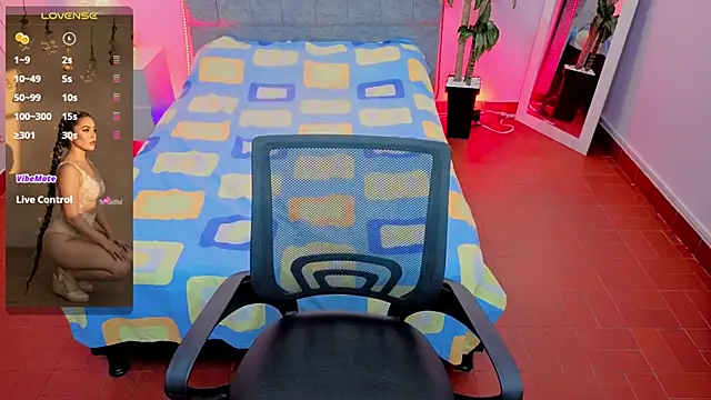 Lana stone  online show from March 22, 8:20 am